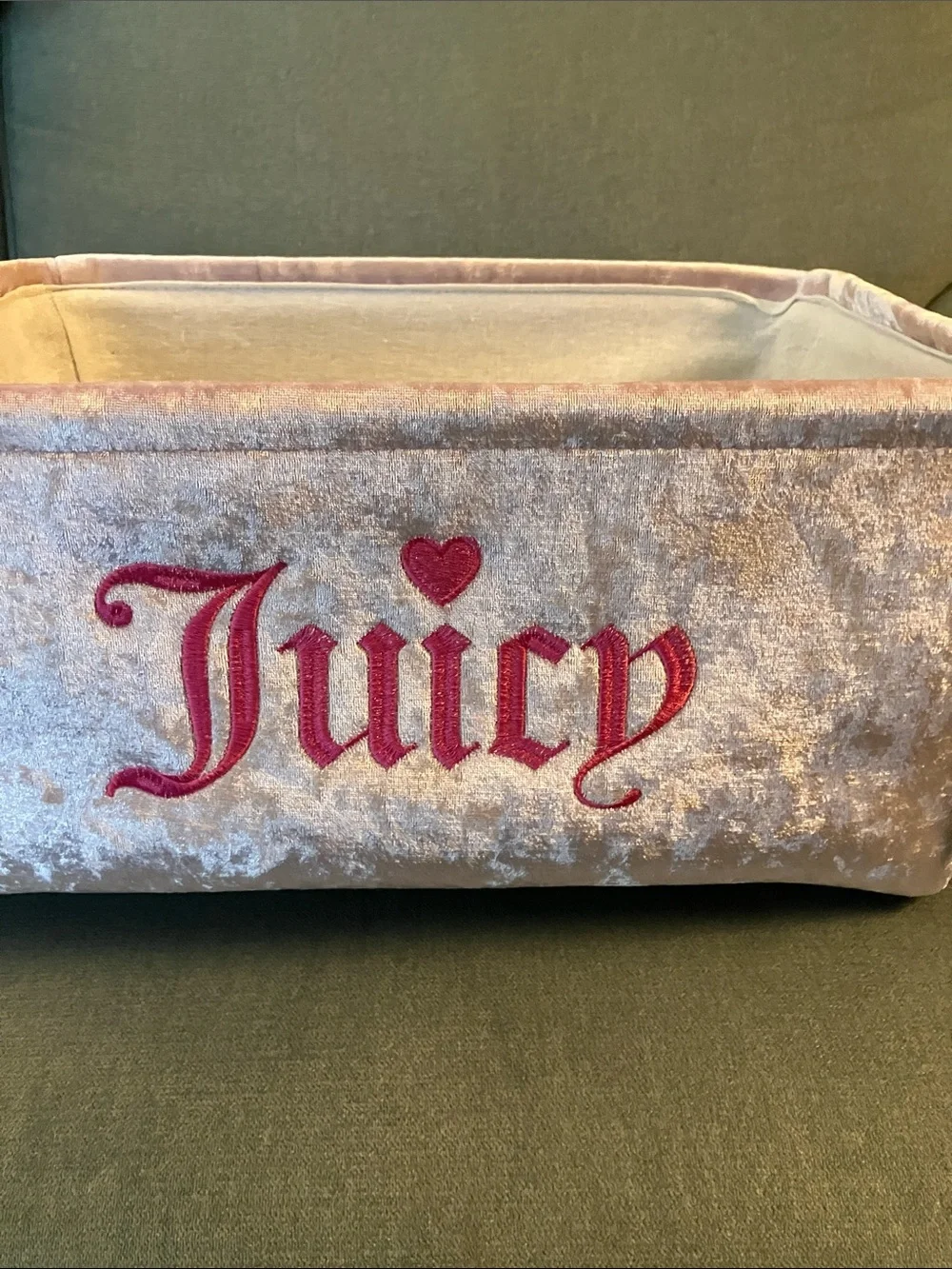 🩷Juicy Couture storage bin medium size pink Juicy dorm storage bin NWT